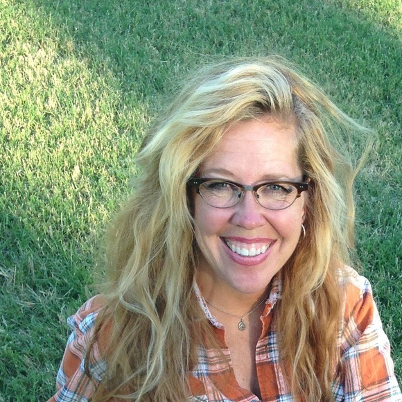 Meet your Posher, Dana - Picture 1 of 1